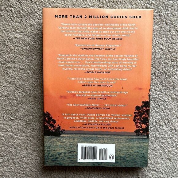“Where the Crawdads Sing” a Hardback novel by Delia Owens! - Picture 2 of 6